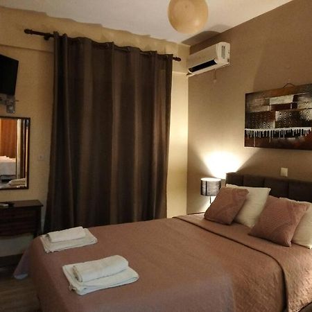 Helens Apartment Tolo Luaran gambar