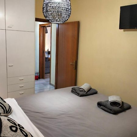 Helens Apartment Tolo Luaran gambar
