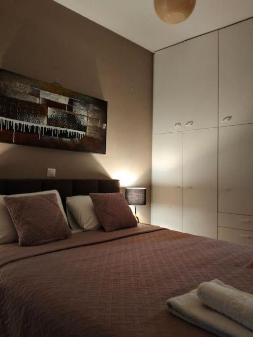 Helens Apartment Tolo Luaran gambar